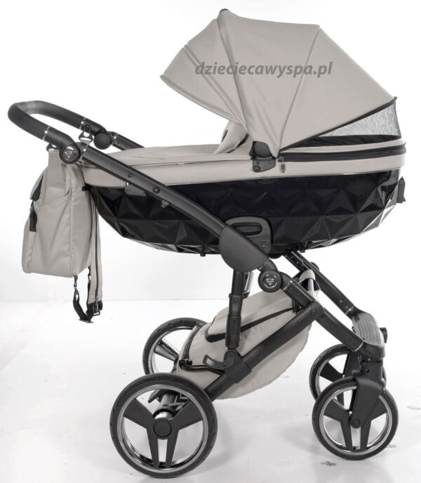 5061.jpg Wózek dziecięcy Junama Diamond Basic v3 2w1, z opcją 3w1 lub 4w1- fotelik z adapterem - zdjęcie 67