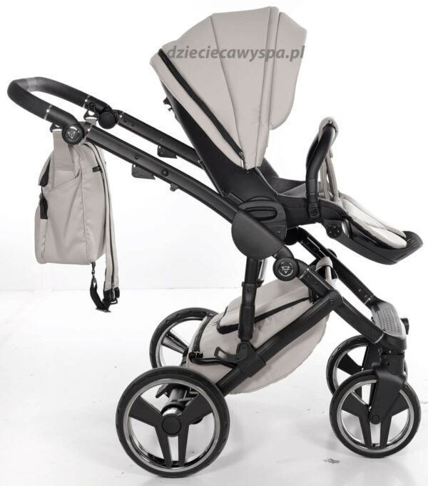 5068.jpg Wózek dziecięcy Junama Diamond Basic v3 2w1, z opcją 3w1 lub 4w1- fotelik z adapterem - zdjęcie 72