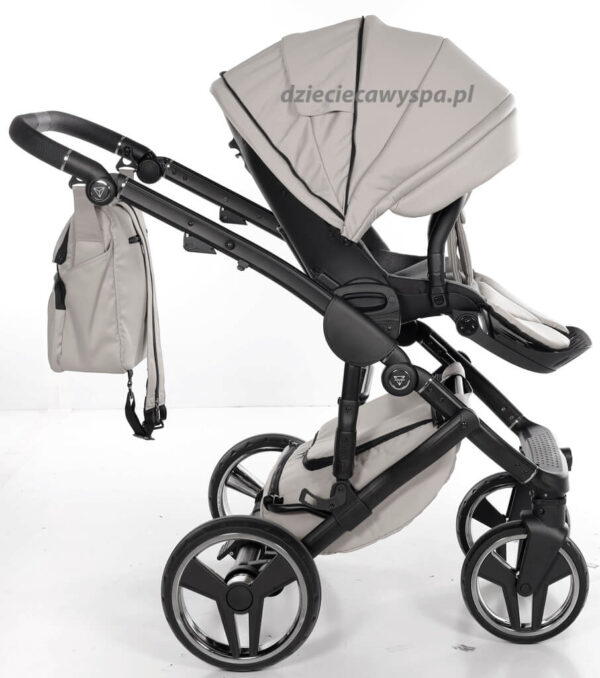 5069.jpg Wózek dziecięcy Junama Diamond Basic v3 2w1, z opcją 3w1 lub 4w1- fotelik z adapterem - zdjęcie 73