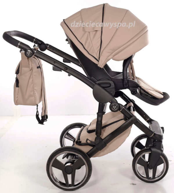 5081.jpg Wózek dziecięcy Junama Diamond Basic v3 2w1, z opcją 3w1 lub 4w1- fotelik z adapterem - zdjęcie 46